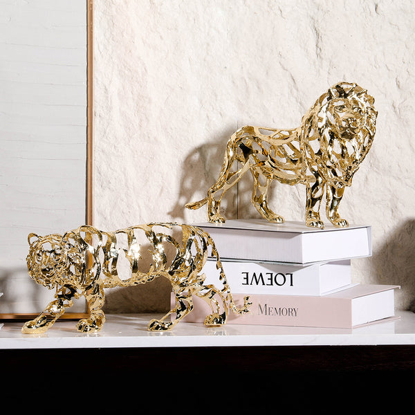 Tiger Sculpture