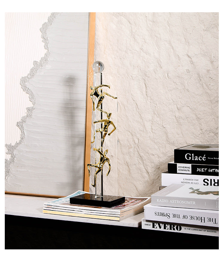 金色登山者雕塑 - Luxury Premium Alloy & Home Decor & Artistic Piece - 9