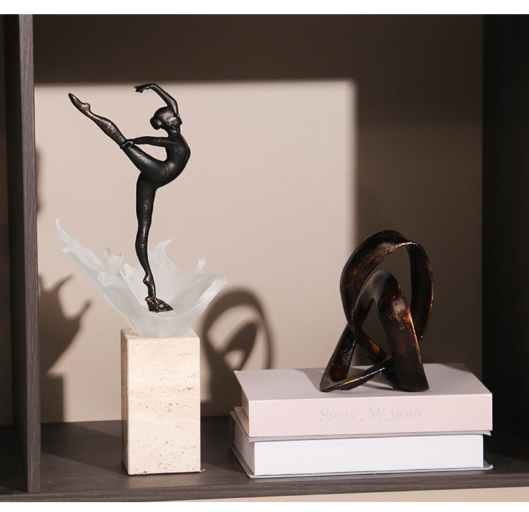 联锁雕塑 - Luxury Premium Alloy Home Decor & Artistic Piece