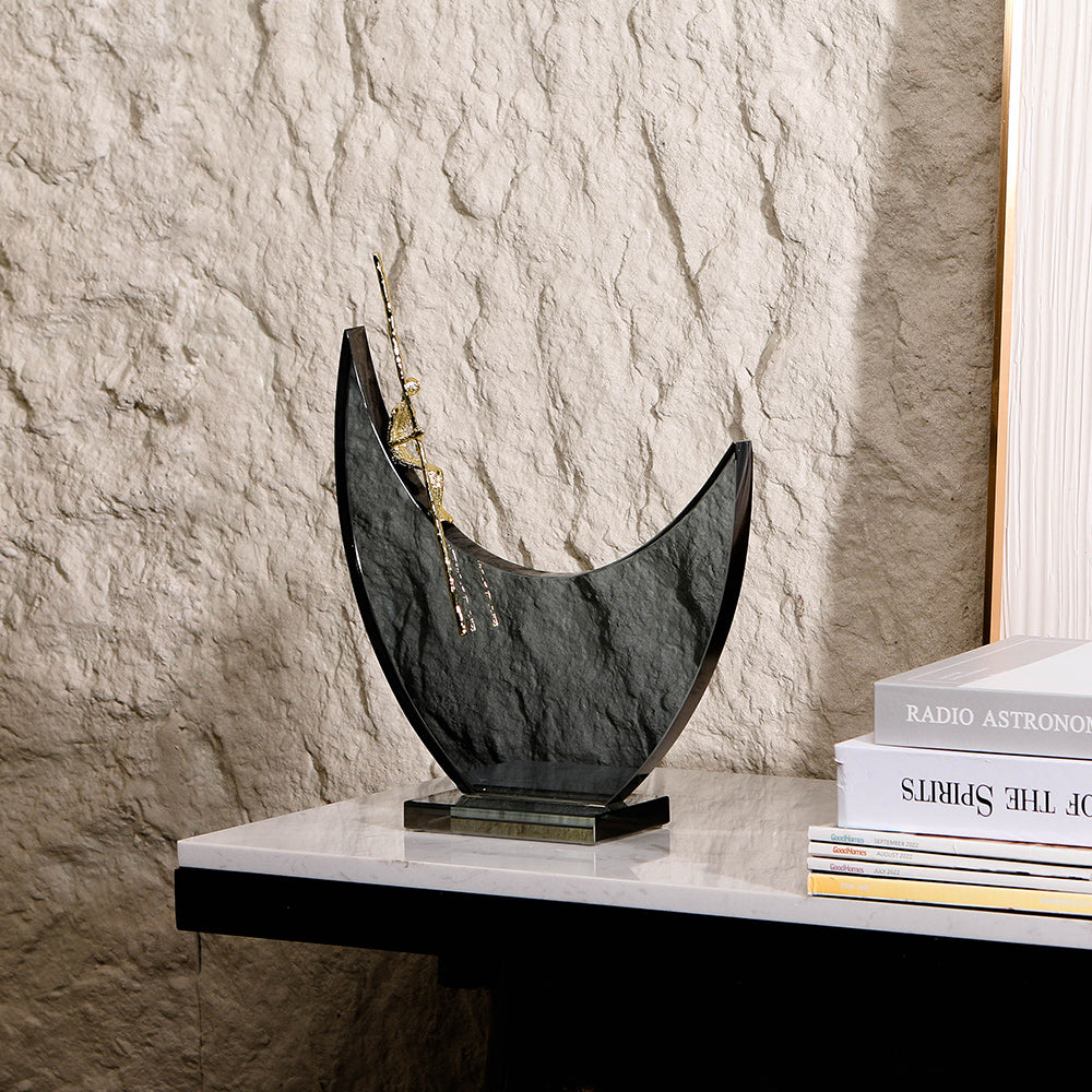 新月形雕塑 - Luxury Premium Alloy Home Decor & Artistic Piece
