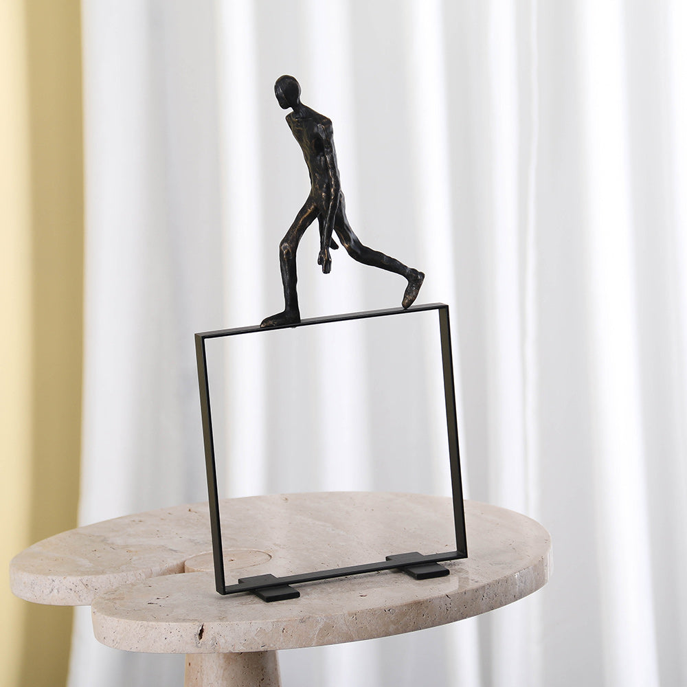 桌面人雕塑 - Luxury Premium Alloy Home Decor & Artistic Piece