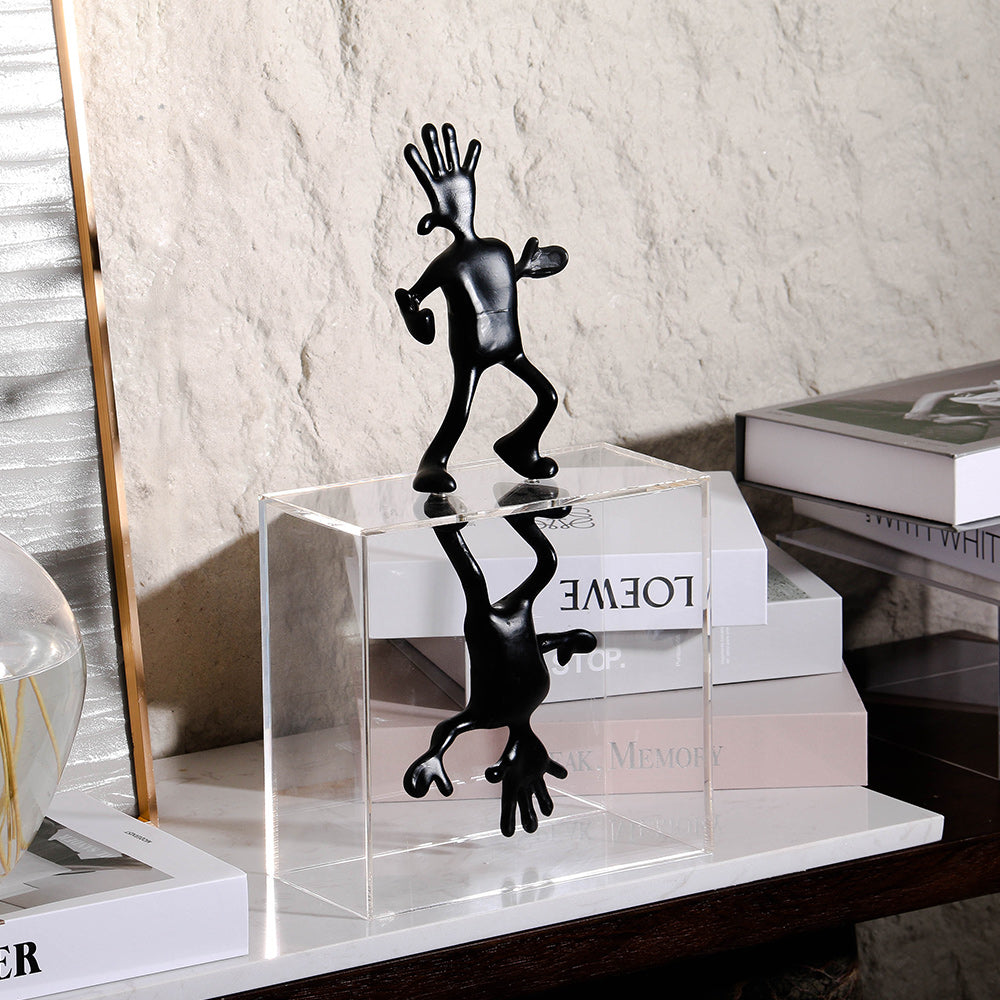 手柄制桌面雕塑 - Luxury Premium Alloy Home Decor & Artistic Piece