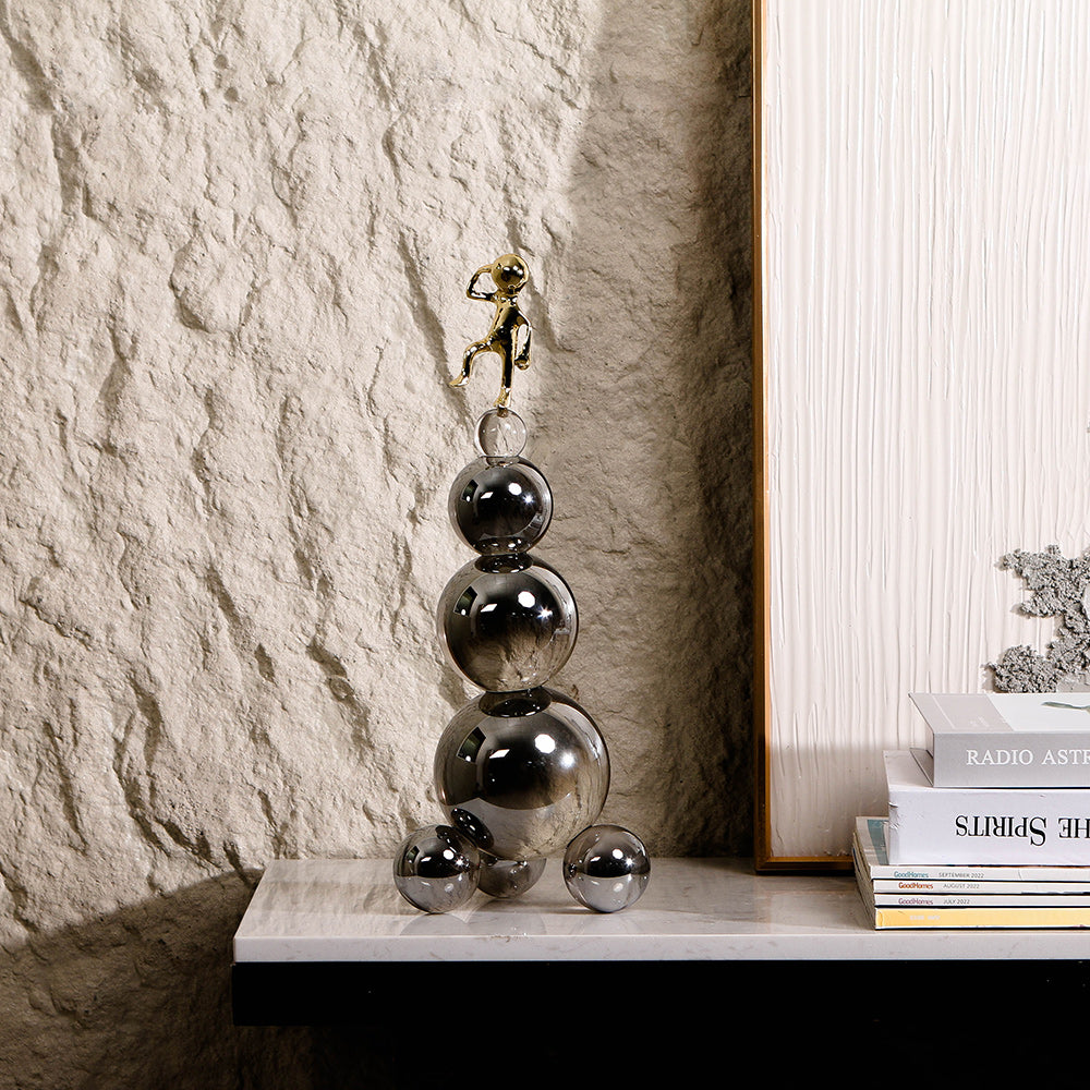 堆叠水晶球上的雕像 - Luxury KA4081Alloy Home Decor & Artistic Piece