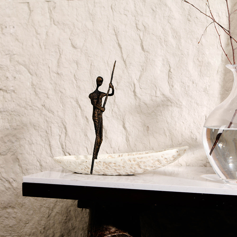 帆船人雕塑 - Luxury AlloyResin Home Decor & Artistic Piece