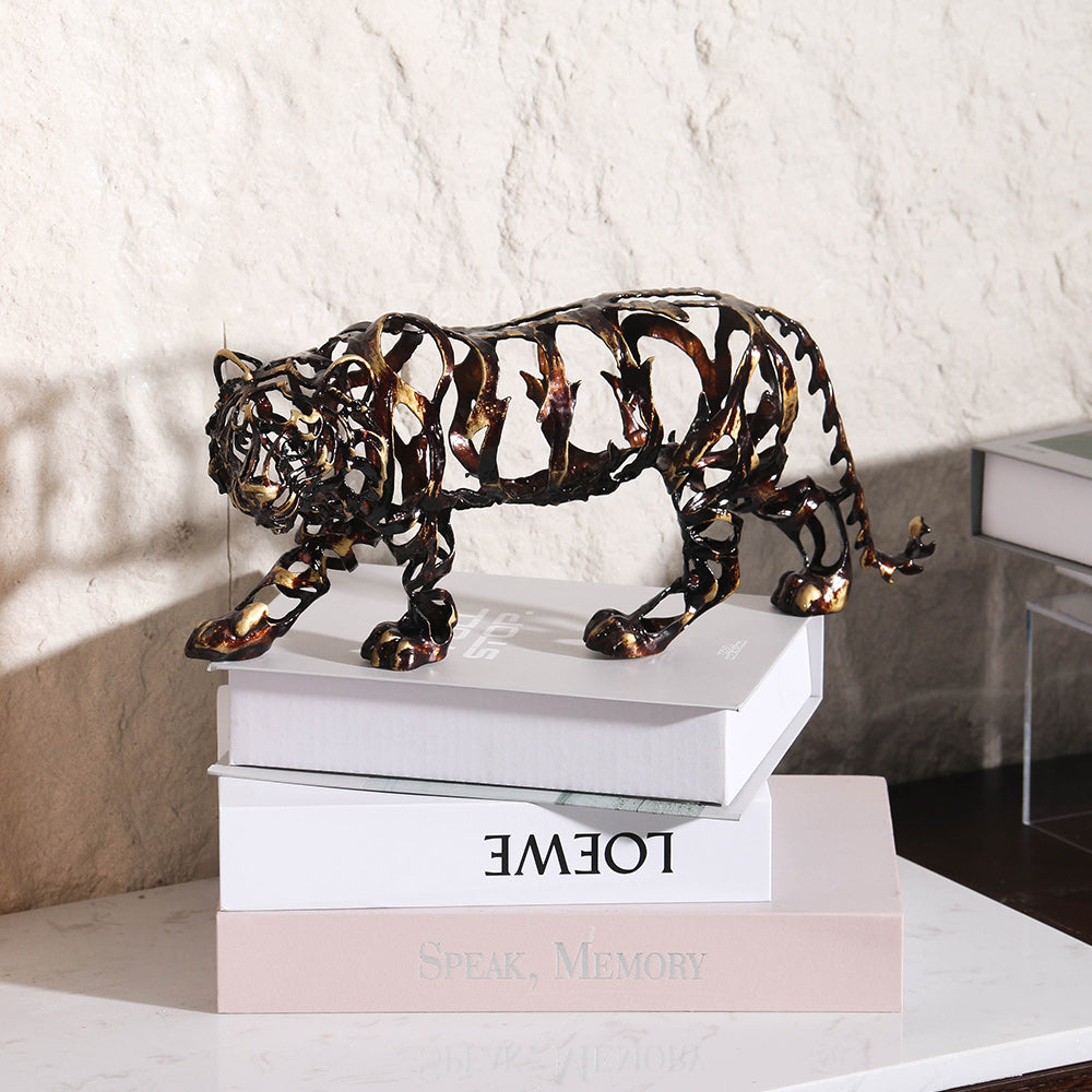 狮子雕塑 - Luxury Premium Alloy Home Decor & Artistic Piece