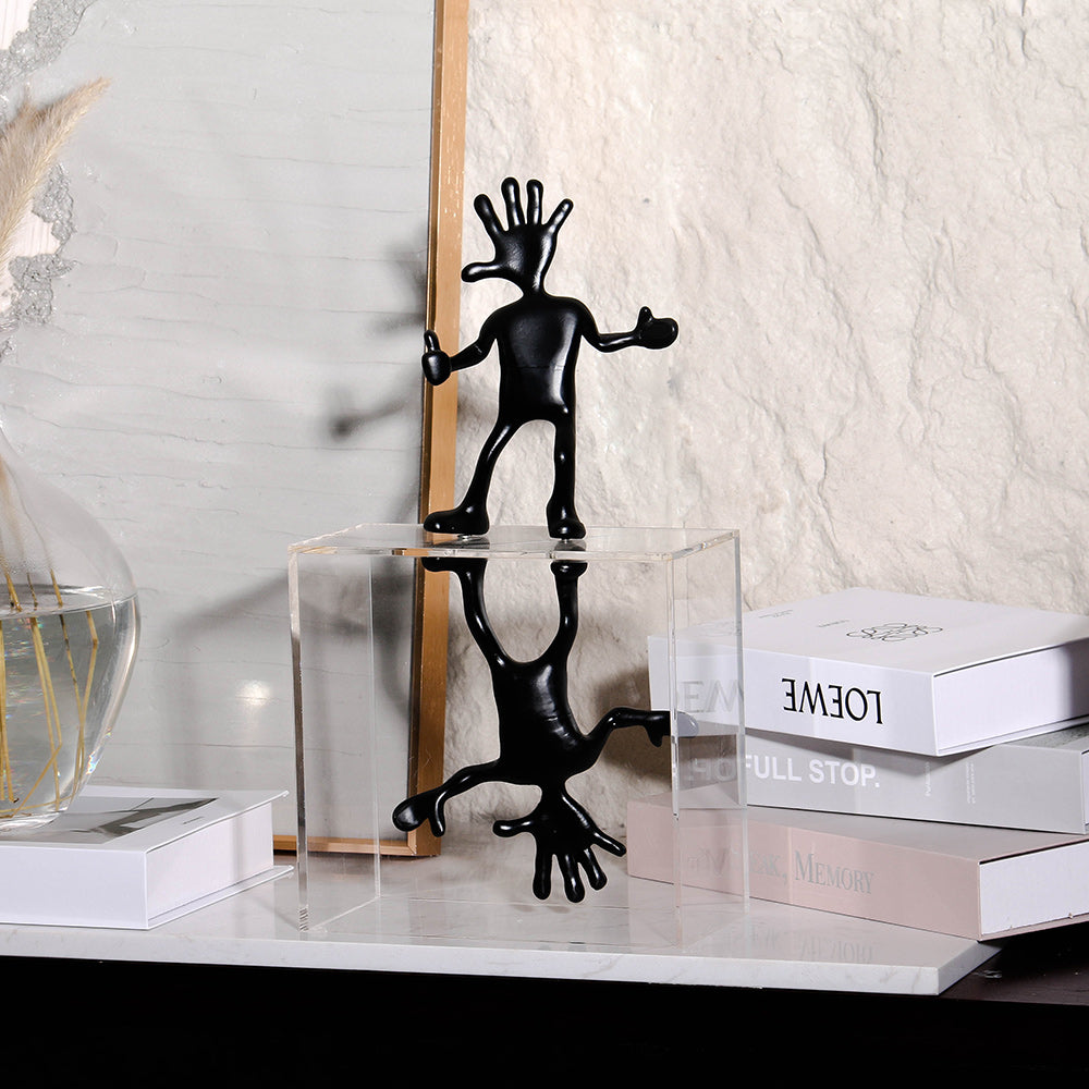 手柄制桌面雕塑 - Luxury Premium Alloy Home Decor & Artistic Piece