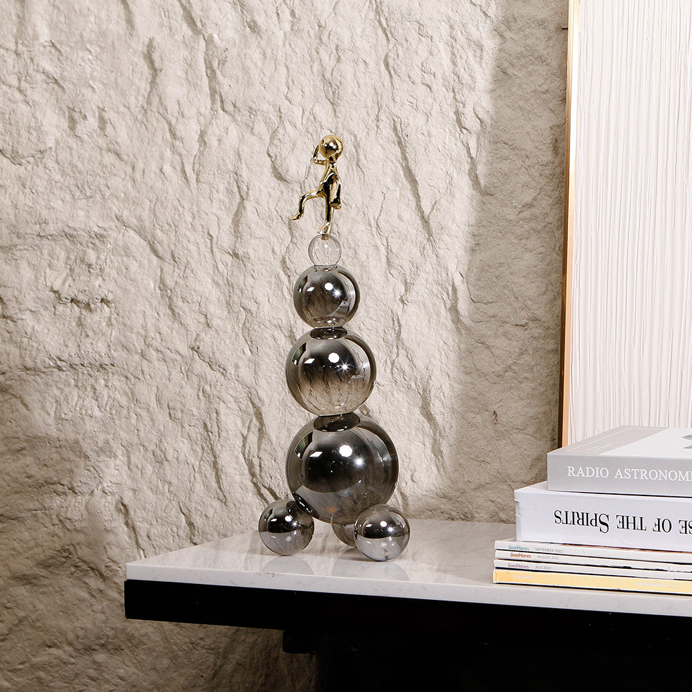 堆叠水晶球上的雕像 - Luxury KA4081Alloy Home Decor & Artistic Piece