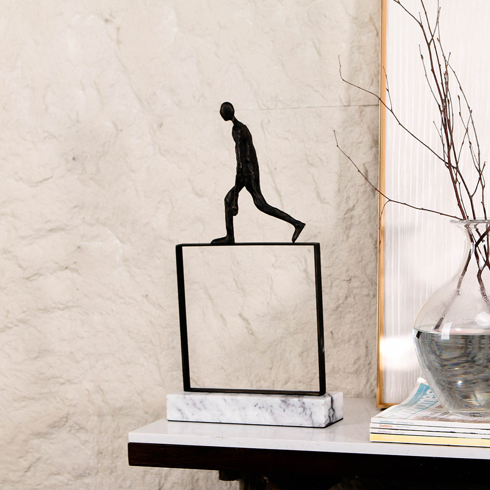 桌面人雕塑 - Luxury Premium Alloy Home Decor & Artistic Piece