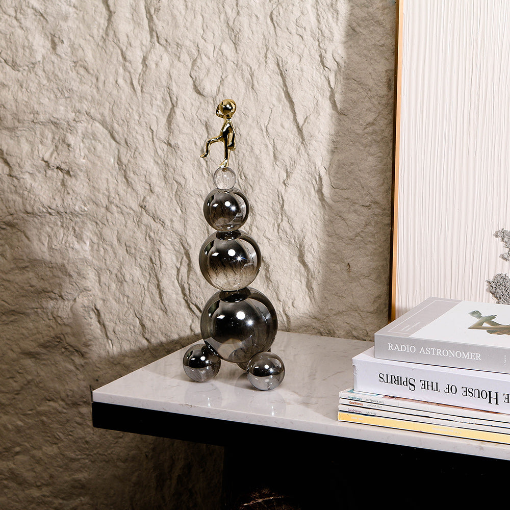堆叠水晶球上的雕像 - Luxury KA4081Alloy Home Decor & Artistic Piece