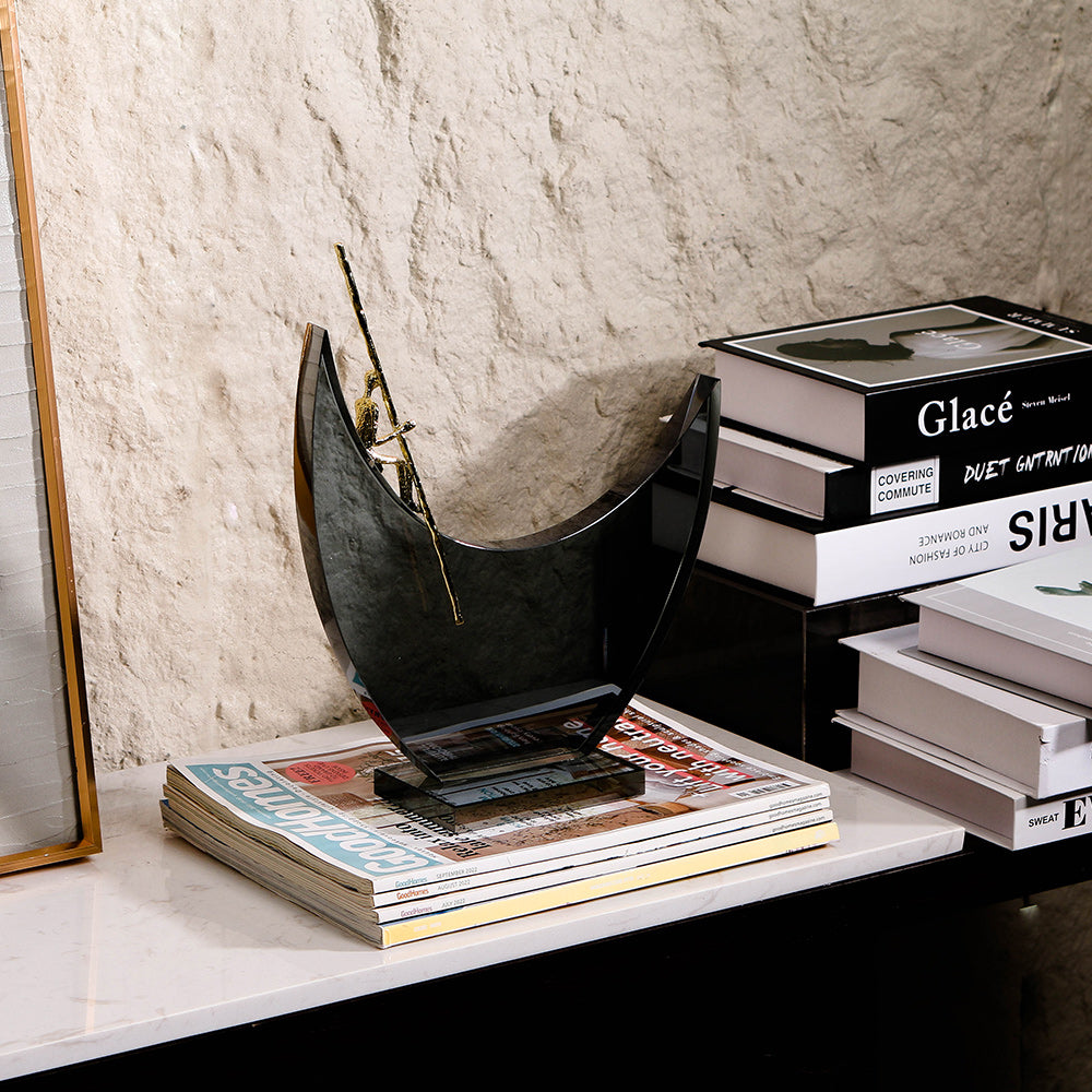 新月形雕塑 - Luxury Premium Alloy Home Decor & Artistic Piece